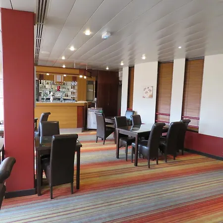 The Originals City, Le Forum, Strasbourg Nord Hotel 3*