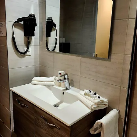 The Originals City, Le Forum, Strasbourg Nord Hotel Schiltigheim