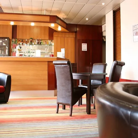 The Originals City, Le Forum, Strasbourg Nord ホテル 3*
