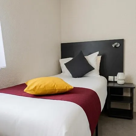 ホテル The Originals City, Le Forum, Strasbourg Nord 3*