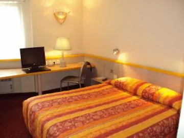 The Originals City, Le Forum, Strasbourg Nord فندق ستشيلتيغهيم