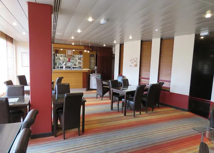 The Originals City, Le Forum, Strasbourg Nord Hotel 3*