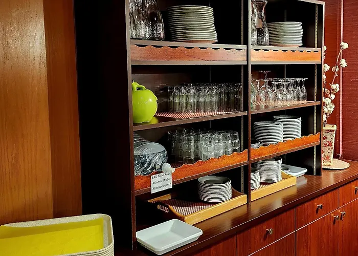 The Originals City, Le Forum, Strasbourg Nord Hotel 3*