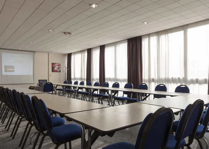 Hotel The Originals City, Le Forum, Strasbourg Nord