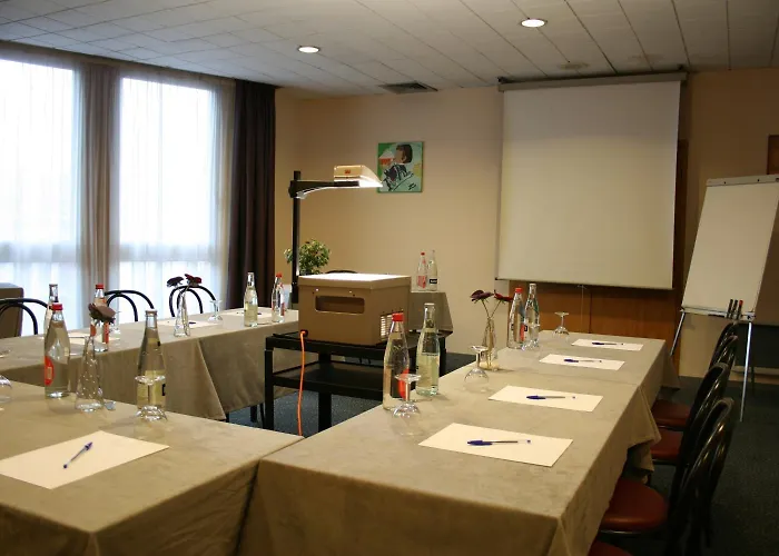 Hotel The Originals City, Le Forum, Strasbourg Nord